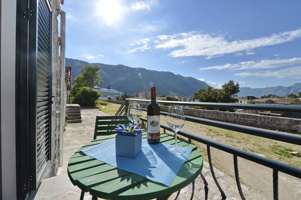 Palazzo Max And Alex Apartments Kotor Eksteriør billede